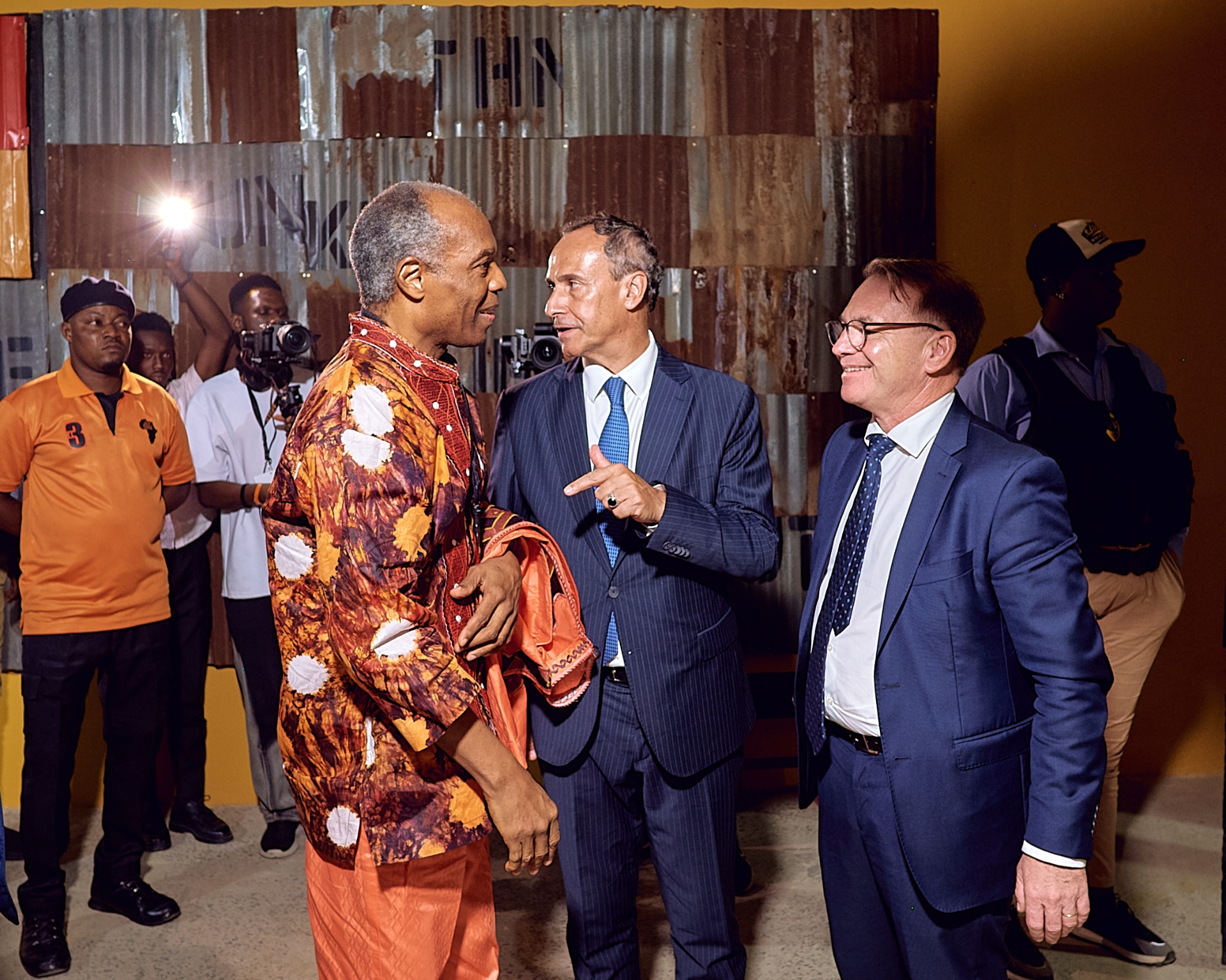 Femi Kuti in conversation with visiting dignitaries inside the Afrobeat Rebellion exhibition